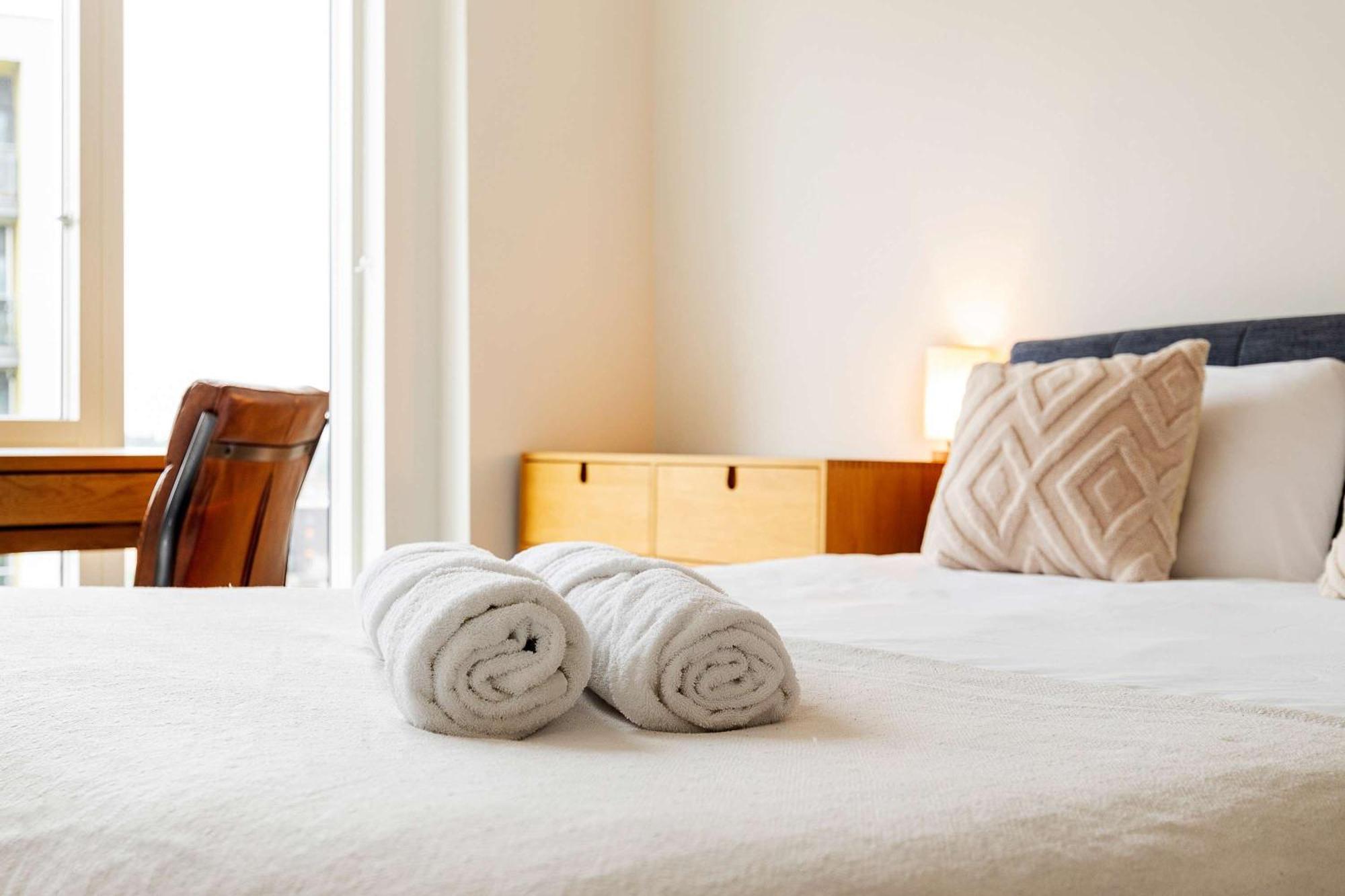 Appartamento 3br Poplar Views Of Canary Wharf Londra