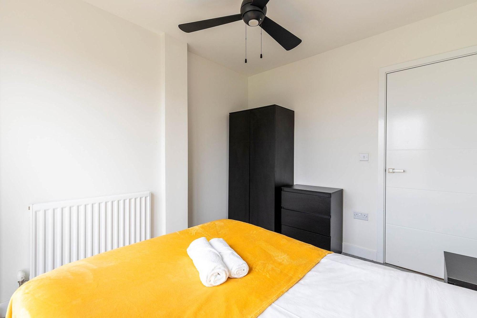 3br Poplar Views Of Canary Wharf * Londra