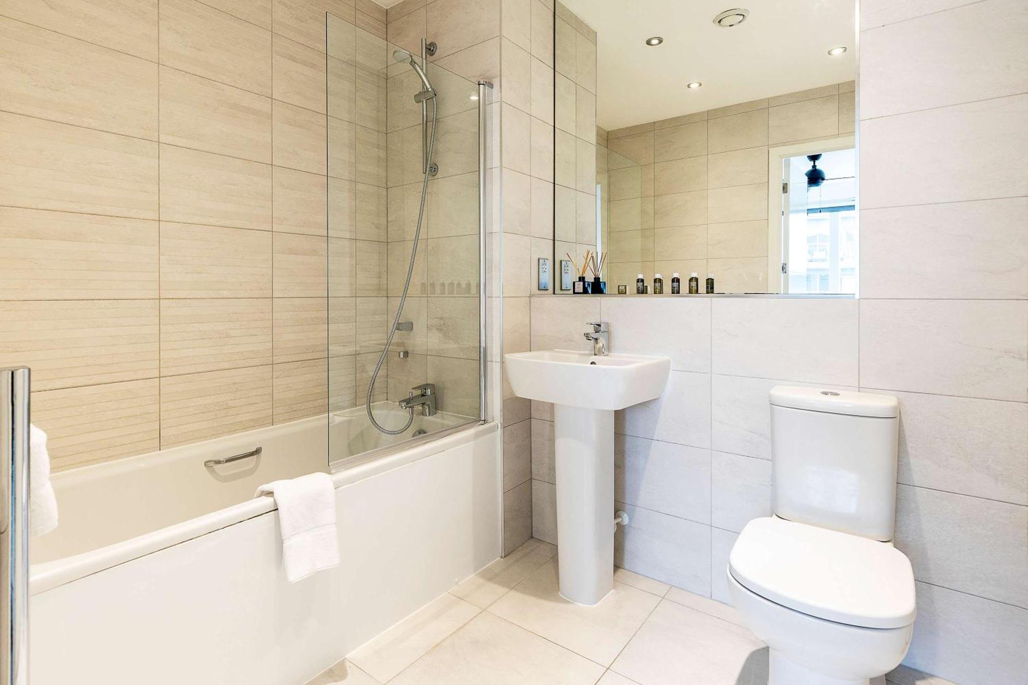 3br Poplar Views Of Canary Wharf Appartamento
