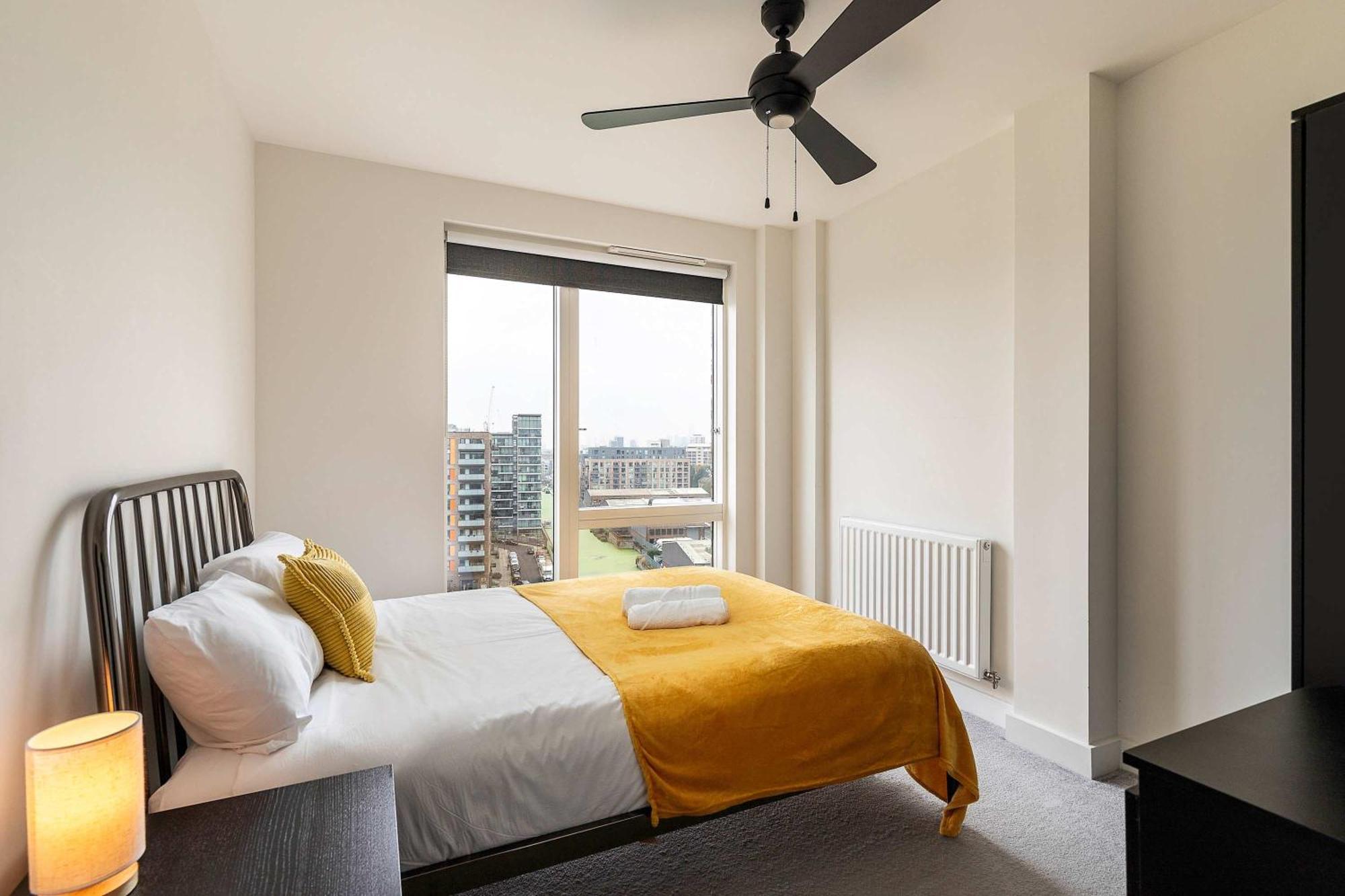 3br Poplar Views Of Canary Wharf * Londra